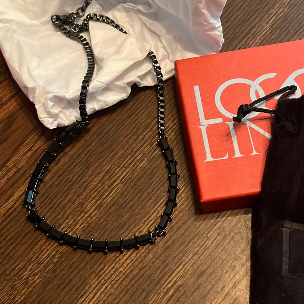 Logo links necklace